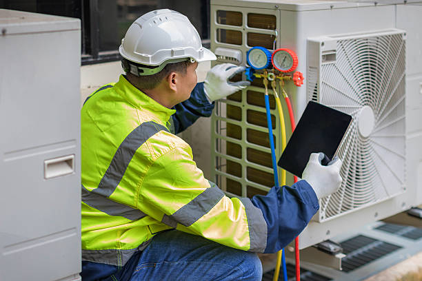 Professional Hvac Installation technician working in Zeeland, MI